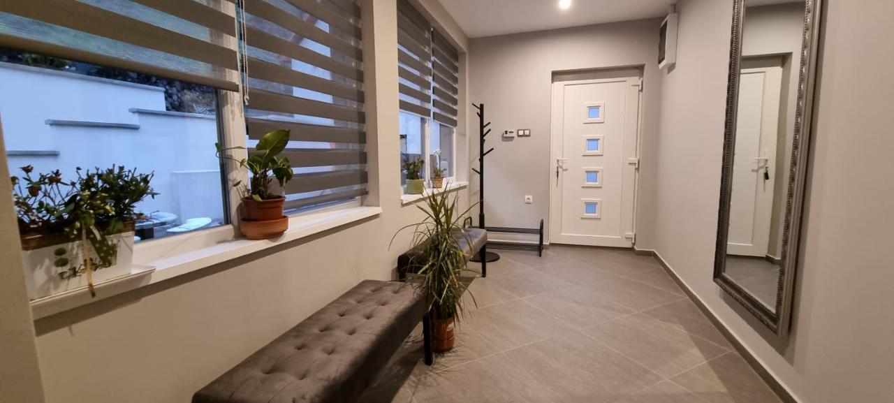 Hos-Cegledi Vendeghaz Miskolc -Oenallo Otthon, Mely Csak Az Oenoeke Exteriér fotografie