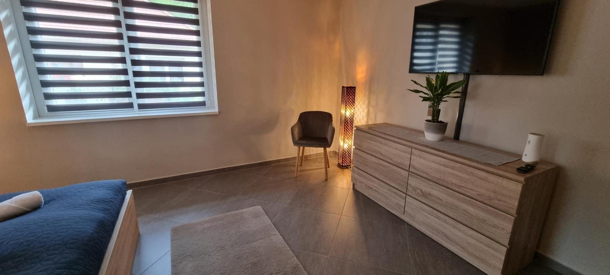 Hos-Cegledi Vendeghaz Miskolc -Oenallo Otthon, Mely Csak Az Oenoeke Exteriér fotografie